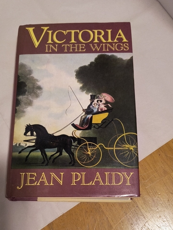 Other - Victoria in the Wings by Jean Plaidy - Hardcover with Illustrated Cover B5